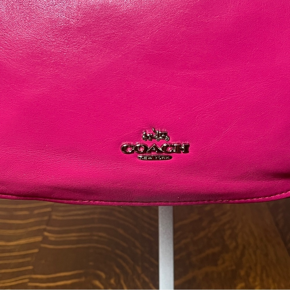 Coach Smith Chelsea Fuchsia Leather Shoulder Bag - Picture 2 of 10